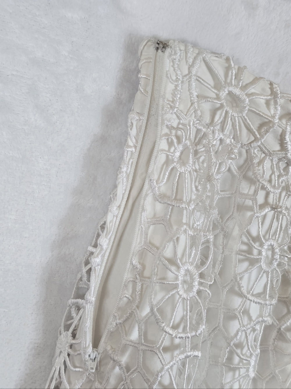 Tibi New York White Guipure Lace Medallion Crochet Cotton A-line Skirt Sz.0 - Picture 5 of 14